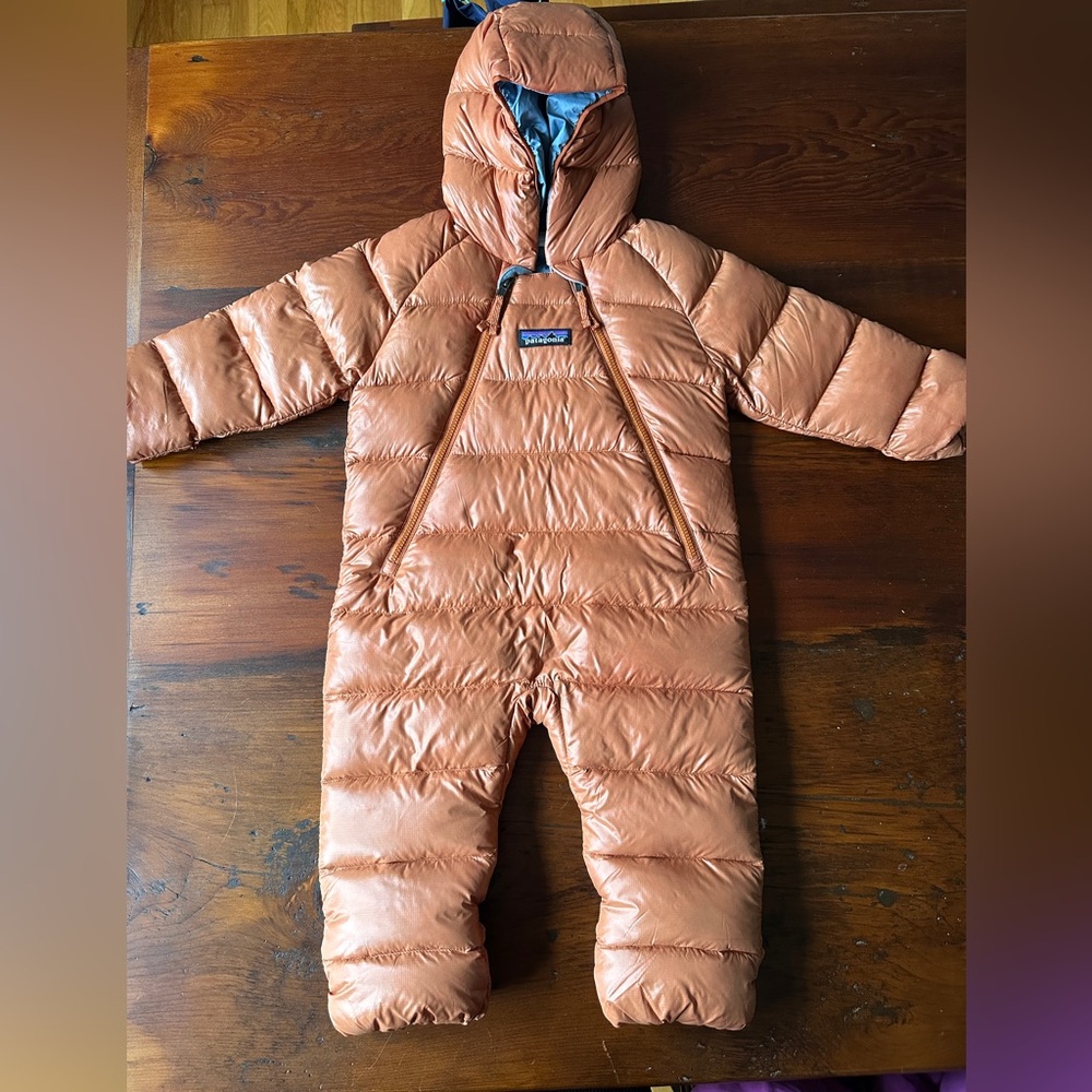 Patagonia Infant Hi-Loft Down Sweater Bunting